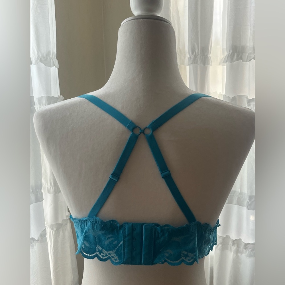 No Boundaries Teal Lace Bralette - Picture 7 of 7